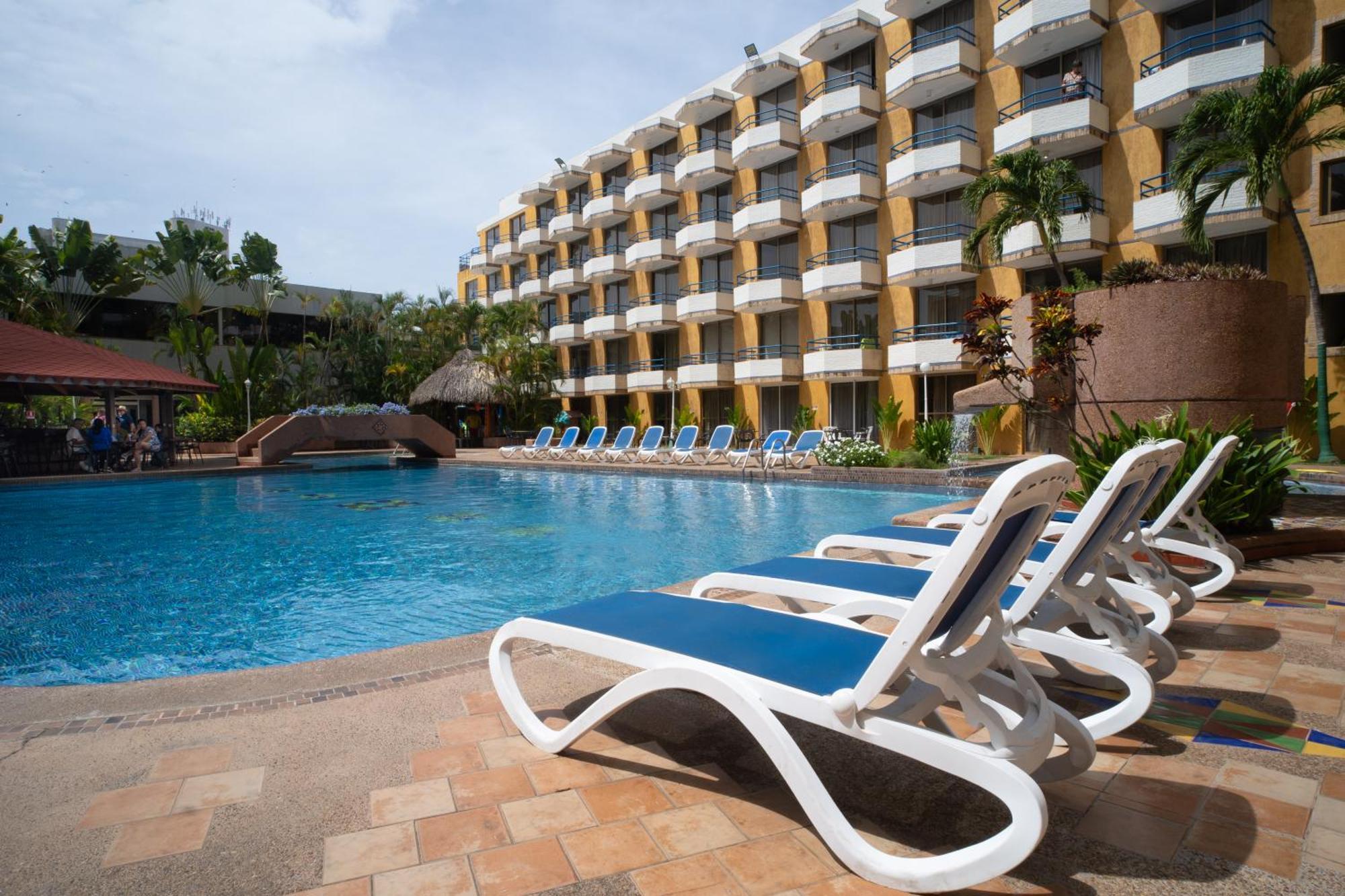 Hotel Margarita Dynasty Porlamar Exterior photo